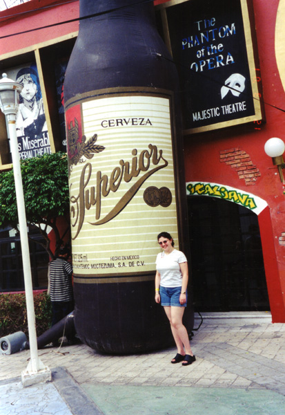 Ira_Big_Botel_Cancun